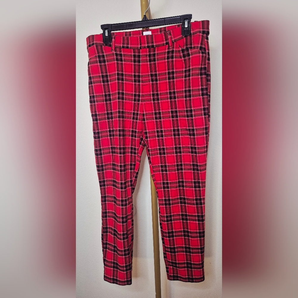 GAP Red Plaid Slacks‎
